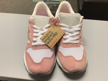 Новые кроссовки new balance 770.9 оригинал