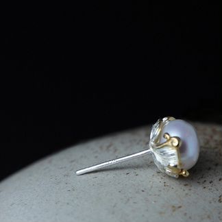 Жемчужные серьги в бутоне из серебра Sakura Dream