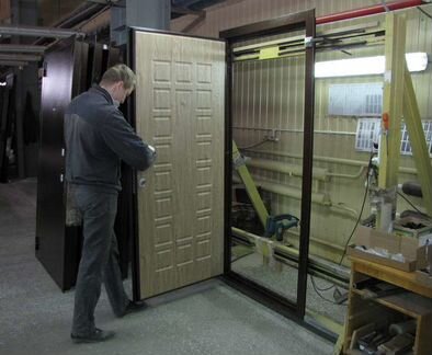 Двери входные