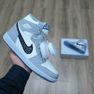 Кроссовки Nike Air Dior