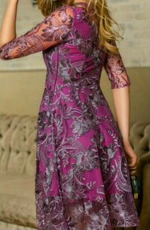 Платье новое 42-44 размер