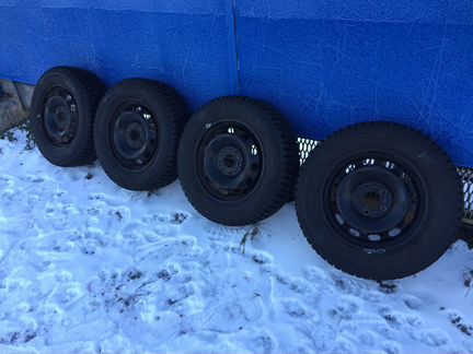 Комплект зимних колёс Nokian Nordman 195/65/R15
