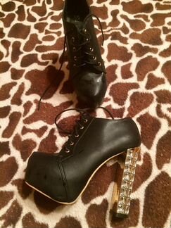 Ботильоны с кристаллами кожаные