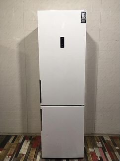 Холодильник Hotpoint