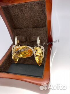 Роскошный гарнитур Magerit из золота с бриллиантам