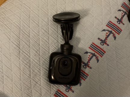 Видеорегистратор garmin dash cam 20
