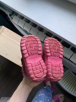 Продаю зимние ботинки котофей 21 р