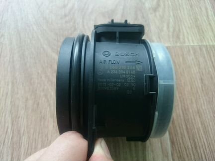 Расходомер Мерседес 276 двигатель новый