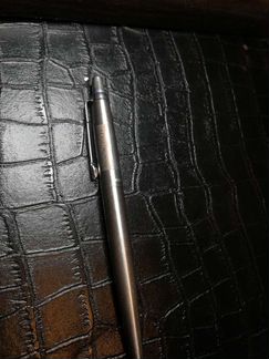 Ручка parker made in UK T I золотая