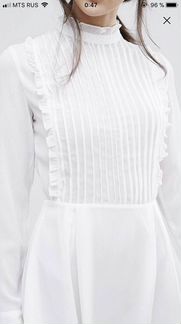 Короткое приталенное платье-блуза Unique21