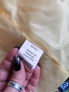 Ветровка Bee free с таксами 42 р