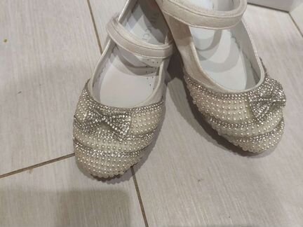 Туфли новые vitacci 29 размер