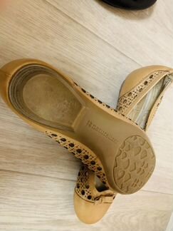 Балетки кожаные 35