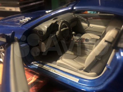 Mercedes sl-class Maisto 1:18