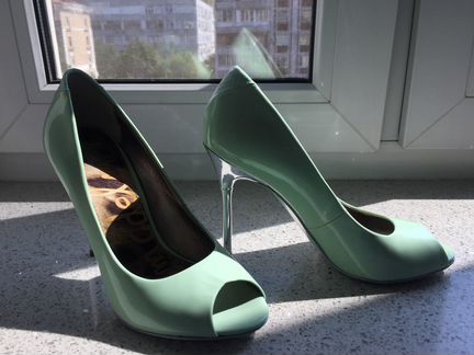 Мятные шпильки Sam Edelman c серебряным каблуком