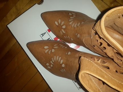 Полусапожки женские 39р-р spaziomoda