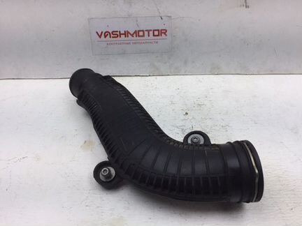 Патрубок интеркулера Volkswagen Tiguan 2.0 tfsi