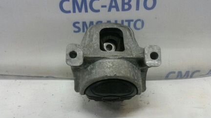 Кронштейн двс Audi A4 B8 1.8T 2008-2011