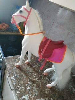 Лошадка состояние идеальное,не играли