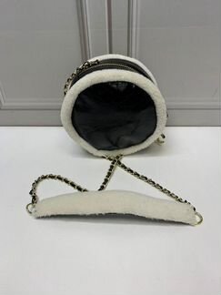 Новая круглая меховая сумка женская
