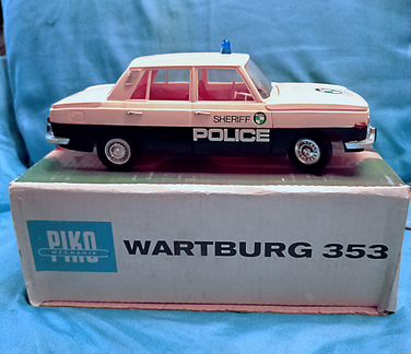 Автомобиль wartburg с дистанционным управлением