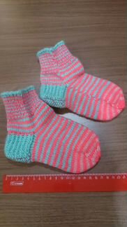 Новые шерстяные носки и варежки