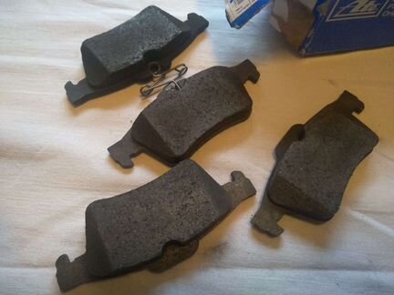 Комплект тормозных колодок Ate 13.0460-7194.2