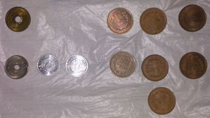 Монеты с иероглифами