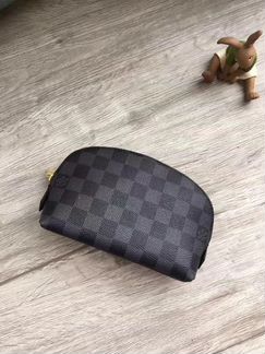 Косметичка Луи Виттон