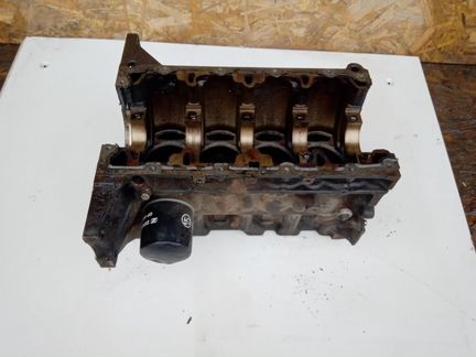 Блок двигателя (Шортблок) Opel Astra H
