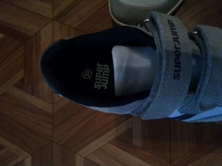 Кроссовки р.30