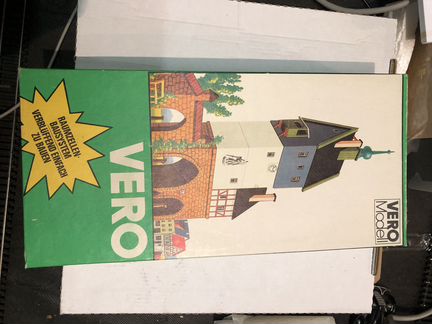 Железная дорога но Городская башня 16мм vero. 1:87