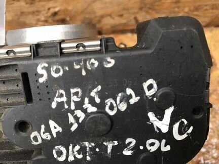 Дроссельная заслонка Skoda Octavia Tour 1U (1998