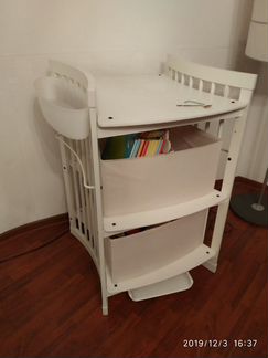 Пеленальный столик stokke