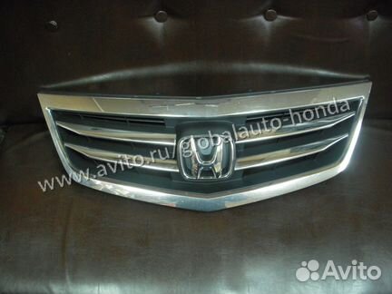 Решетка радиатора Хонда Аккорд 8