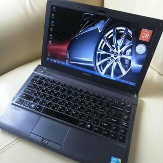 Sony VPC-S13Z9R 13.3 д. 1600х900, Core i7 4/ 500Gb