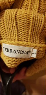 Свитер женский