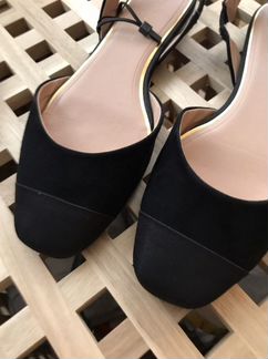 Босоножки Zara