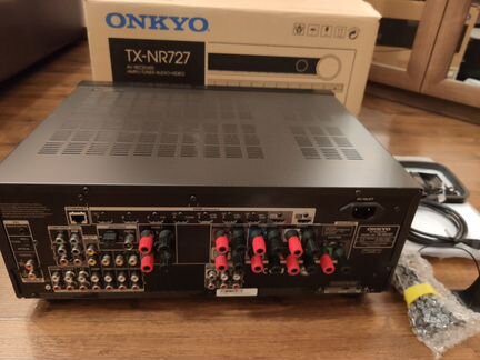 AV ресивер Onkyo TX-NR727