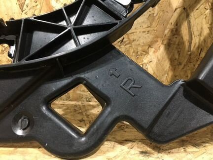 Кронштейн бампера задний правый Hyundai Sonata 7