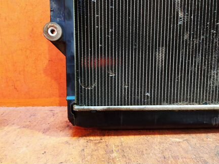 Радиатор двигателя (двс) Toyota Land Cruiser 200