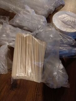 Одноразовая посуда (стаканы, ложки, тарелки, мешал