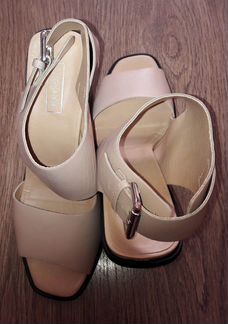 Кожанные босоножки Topshop