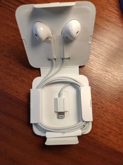 Наушники для iPhone