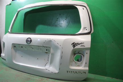 Дверь багажника Nissan Patrol Y62 2010