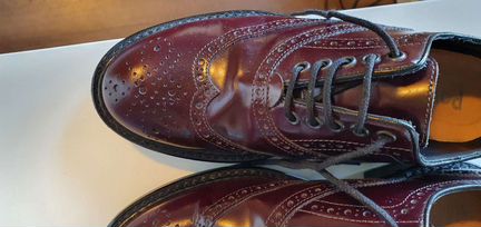 Туфли, броги Pollini