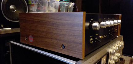 Sansui AU-101, Japan 220B