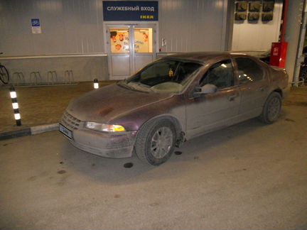 Plymouth Breeze 2.0 AT, 1997, битый, 200 000 км