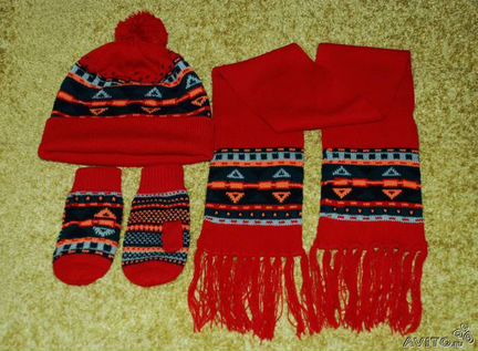 Шапка+ шарф+ варежки от 2 до 5 лет гдр (новый)