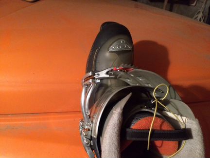 Горнолыжные ботинки 45 размер